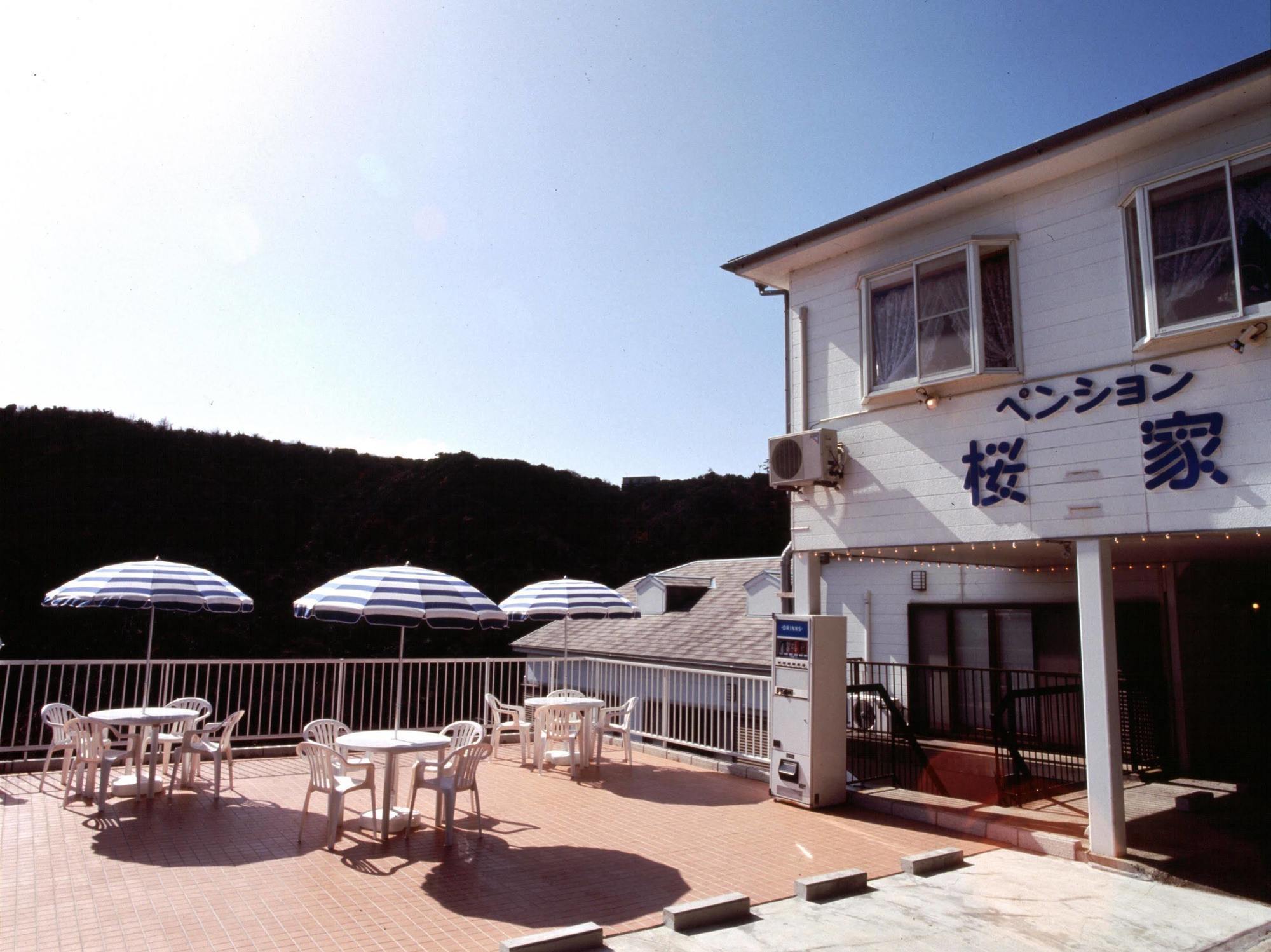 Sea Side Pension Sakuraya Изу Екстериор снимка